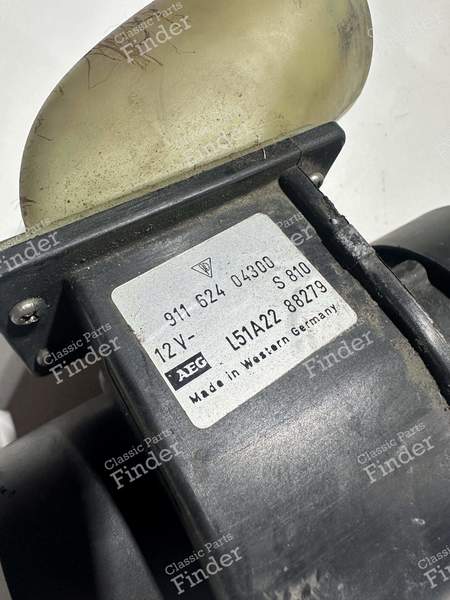 Fan motor - PORSCHE 911 / 912 (901) - 91162404300- 1