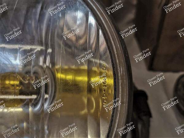LUCAS 'cat's eye' spotlight - JAGUAR XK120 / XK140 - 553749- 2