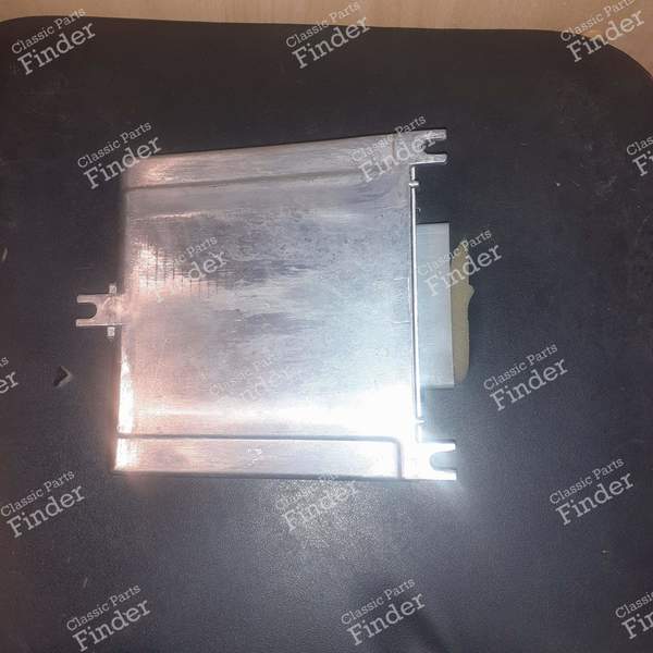 Engine control unit - OPEL Corsa (A) - 16045220- 1