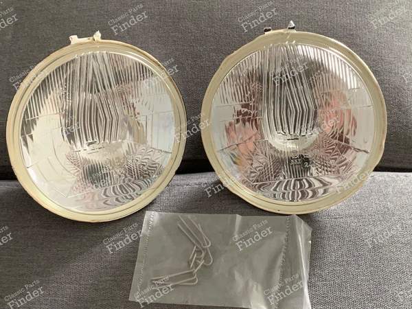 2 Cibié-Optiken Typ Oscar H4 - VOLKSWAGEN (VW) 181 (Typ) - 067689- 0
