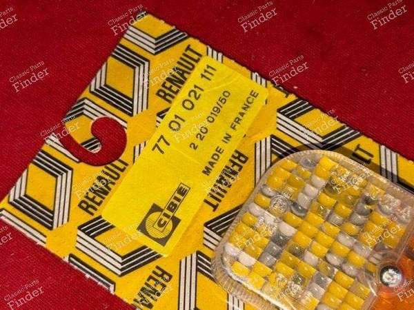 Cabochon de clignotant / veilleuse gauche - RENAULT 4 / 3 / F (R4) - 2076A / 7701021111- 1