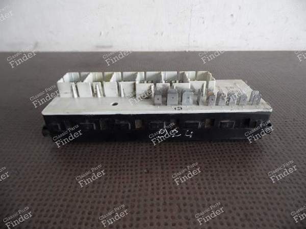 SICHERUNGSKASTEN 477941813 PORSCHE 944 & 924 - PORSCHE 924 - 477.941.813- 6