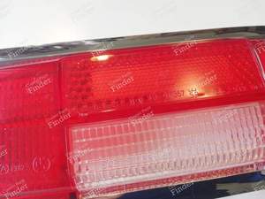 Pair of rear lights with red indicators (US version) - left + right - MERCEDES BENZ W108 / W109 - 1088260156 (L) / 1088260159 (R)- thumb-5