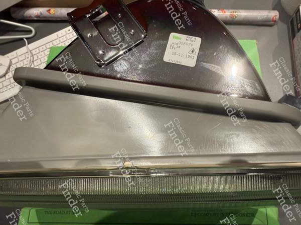 Phare gauche neuf - Phase 2 - PEUGEOT 305 - 068939- 1