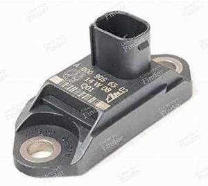 ACCELERATION SENSOR ON SPRING DOME - MERCEDES BENZ SL (R129)