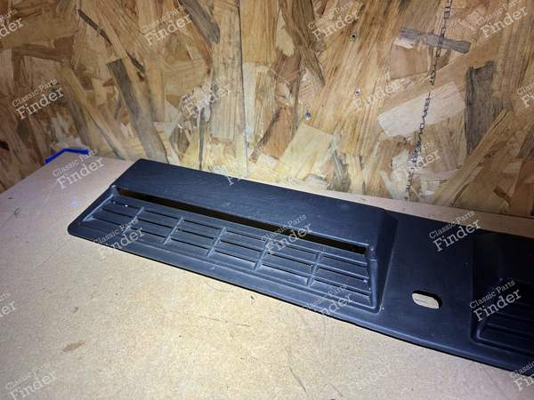 Hood air intake - VOLKSWAGEN (VW) Golf I / Rabbit / Caddy / Jetta - 0583G1- 2