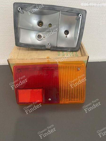 Rücklicht komplett Peugeot 104 Coupé / Limousine, Citroën LN - PEUGEOT 104 / 104 Z - 646D / 6343.92- 1