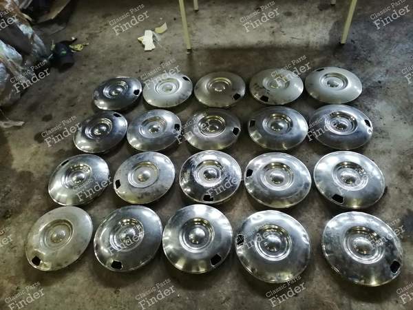 Enjoliveurs chromés Série 1 - CITROËN CX - 1