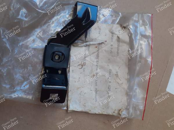 Stoßstangenbeschlag vorne rechts - NISSAN Sunny / Sentra / Tsuru (B11) - 8522003A00- 1