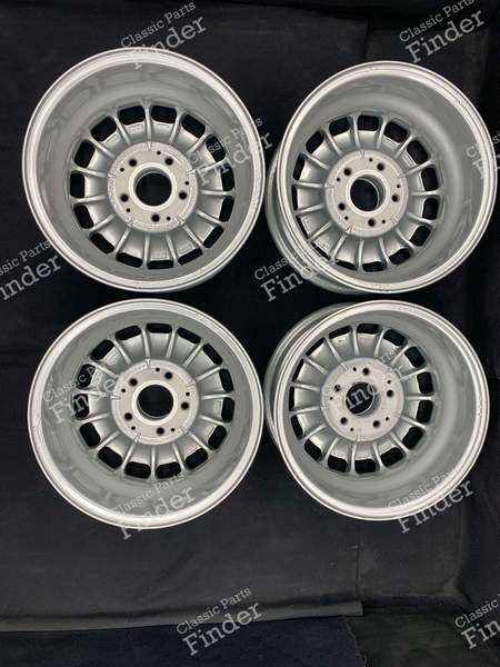 Original Baroque wheels for W123 5.5Jx14 ET30 1234001702 - MERCEDES BENZ W123 - 1234001702- 6