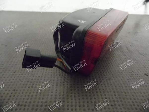 NEBELSCHLUSSLEUCHTE HINTEN LINKS - AUSTIN Metro - ADU7082 (?)- 5