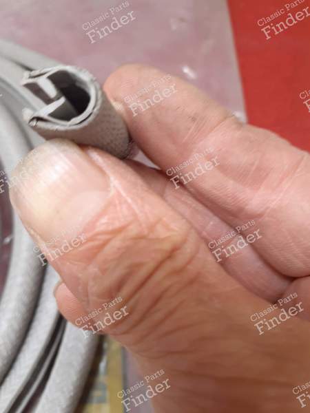 Joint de porte - RENAULT 4 / 3 / F (R4) - 7700587528- 2