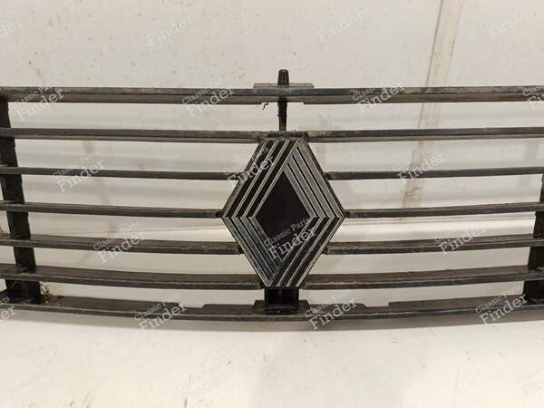 First-generation grille - RENAULT Trafic - 1