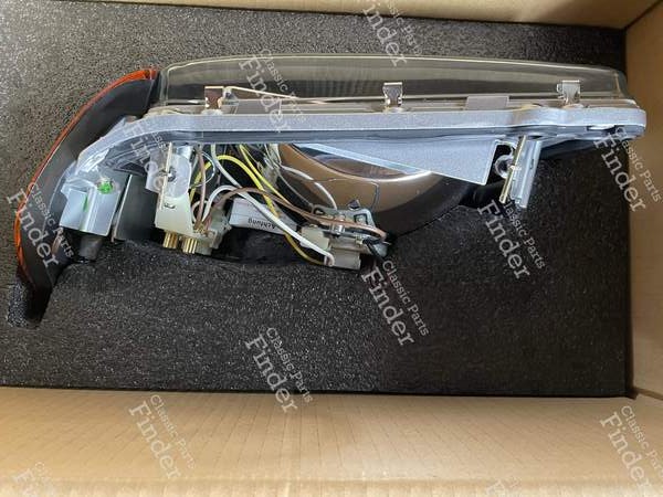 Left or right headlight - MERCEDES BENZ SLC (C107) - 2