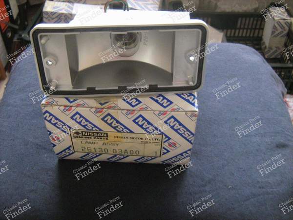 Front turn signal bulb holder - DATSUN Sunny (B11) - 2613003A00