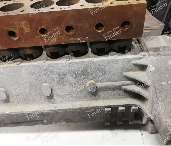 Original block + magnesium housing - MASERATI 8CM - 0