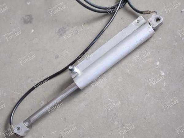 VERDECKBOLZEN LINKS PORSCHE 996 & 997 CABRIOLET - PORSCHE 911 (996) - 99656104501 / 99656104601 / 99656194500 / 99656194501 / 99656194502 / 99756194500 / 99756194501 / 99756194502- 5