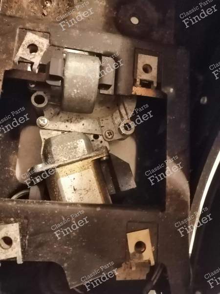 Electric armrest mechanism - CITROËN XM - 032192- 2