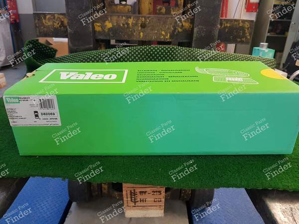 Feu arrière droit - Phase 1 - PEUGEOT 405 / Pars / Khazar - 082069- 2