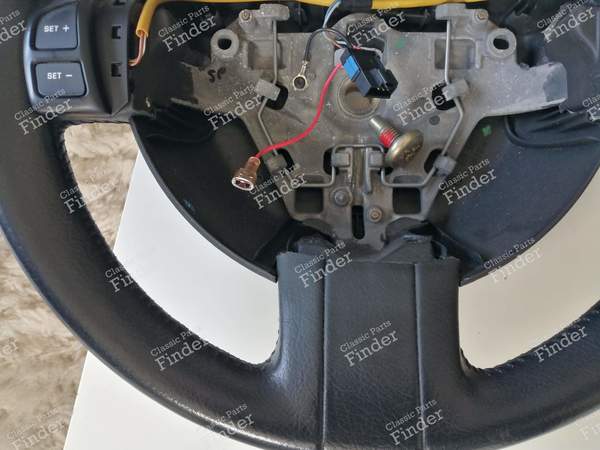 Volant avec commandes au volant - CITROËN C6 - 1