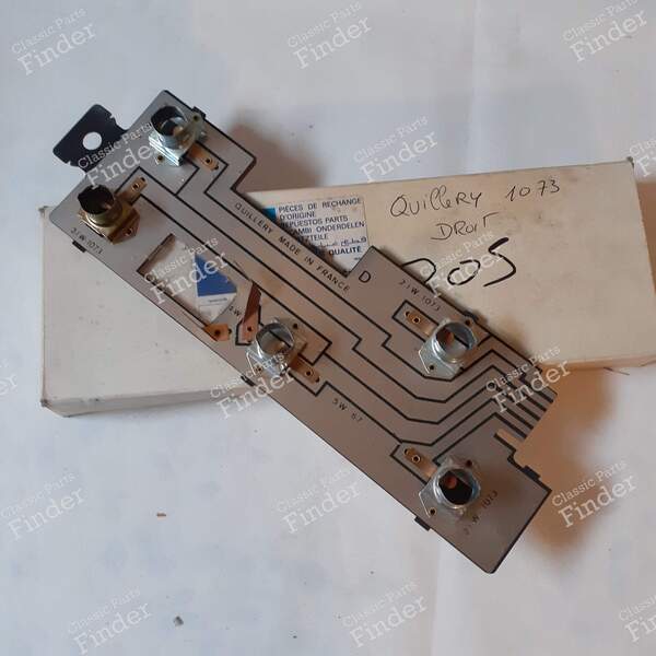 Right Rear Taillight Mount - Phase 1 - PEUGEOT 305 - 1073