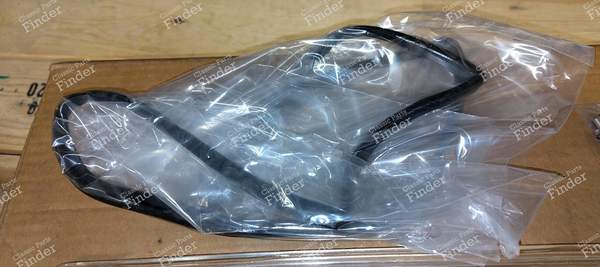 Right-hand headlight glass - CITROËN XM - 95650963- 2