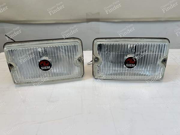 Paire de feux antibrouillard - PEUGEOT 205 - 9993- 0