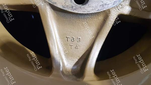 Campagnolo Magnesium alloy rims - FERRARI 308 / 208 / 328 - 3