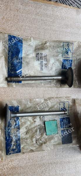 Satz von 2 Ventilen + Ölfilter - RAMBLER-RENAULT Classic - 3157641 / 8990508- 5