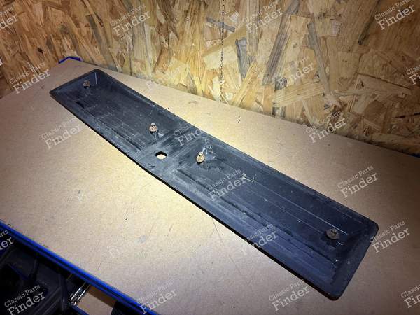 Hood air intake - VOLKSWAGEN (VW) Golf I / Rabbit / Caddy / Jetta - 0583G1- 3