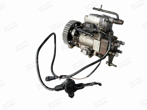 Fuel injection pump - 2.5 diesel - PEUGEOT 605 - 0460404993 / 1920V5- 2