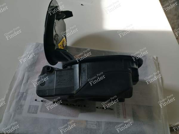 Tank hatch - CITROËN C6 - 3526- 2