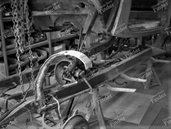 Mounting bracket for mudguards - PEUGEOT 201 - 2