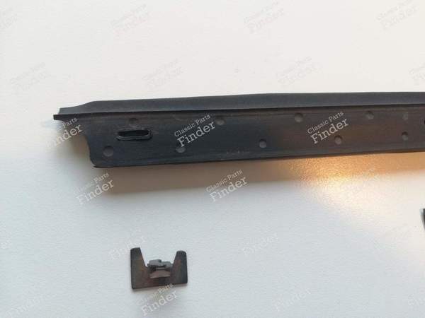 Lèche-vitre extérieur de portière avant - CITROËN DS / ID - 7D5400769- 1