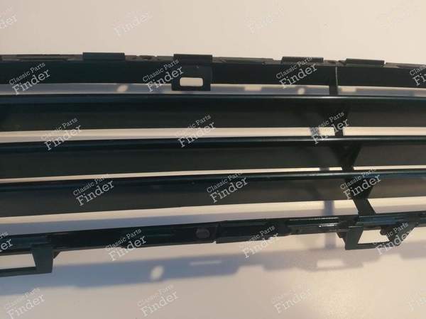 Bumper ventilation grille - Phase 1 - PEUGEOT 605 - 9600865777 / 7414.46- 2