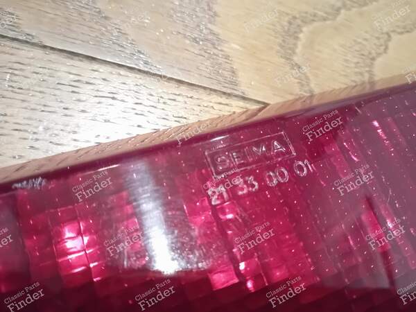 Taillight Lens / Center Rear Reflector - RENAULT 15 / 17 (R15 - R17) - 21330001- 4