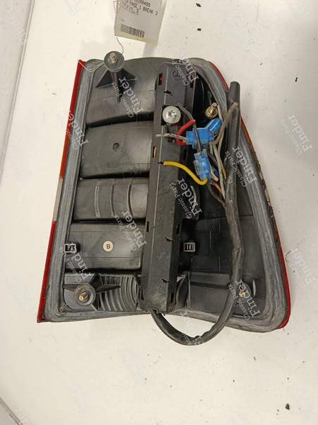 Linkes Rücklicht – Kombi-Version - MERCEDES BENZ E (W124) - A1248204364- 1