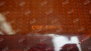 Right rear light - Cabriolet or coupé - PEUGEOT 304 - 8076C- thumb-1