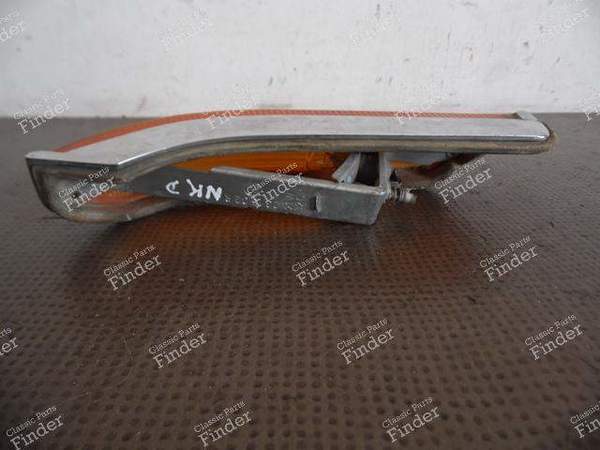 RIGHT TURN SIGNAL 63131350976 BMW NEUE KLASSE - BMW 1500 / 1600 / 1800 / 2000 (Neue Klasse) - 63131350976- 5