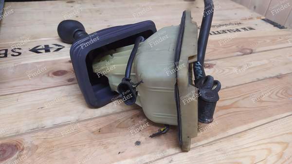 Schalthebel und Schalthebel mit Knauf und Faltenbalg - RENAULT Twingo I - 2