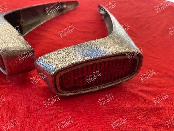 Pair of DS 19 1st generation rear fender reflectors - CITROËN DS / ID - 7
