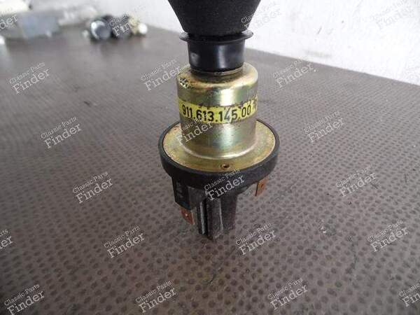 Commutateur de dégivrage - PORSCHE 911 / 912 E (G Modell) - 91161314500 / Equiv. 90161304500- 7