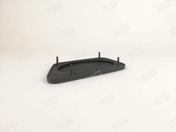 Volkswagen Golf Cabriolet - Pair of rear speaker grills (left and right) - VOLKSWAGEN (VW) Golf I / Rabbit / Caddy / Jetta - Ref. OEM: 155867149 THA (gauche) / 155867150 THA (droite)- 3