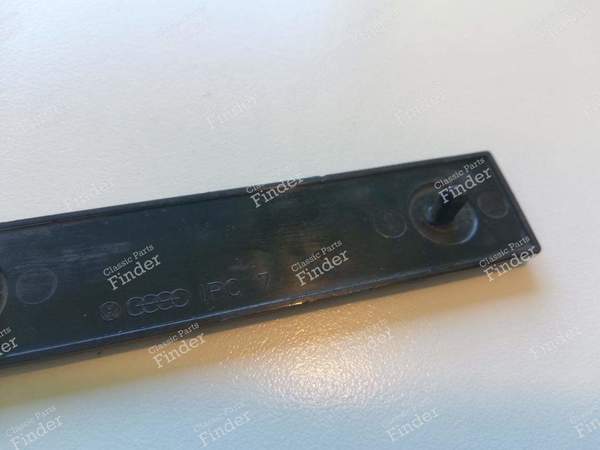 Sigle arrière - VOLKSWAGEN (VW) Golf I / Rabbit / Caddy / Jetta - 171853685A- 8