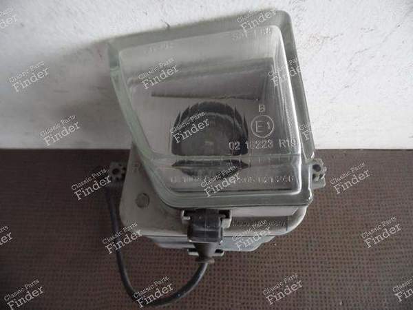 ANTIBROUILLARD DROIT PHASE 1 - MERCEDES BENZ SL (R129) - Bosch 0305120002  Mercedes 1298200256 ou A1298200256- 9