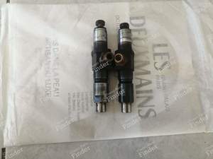 Set of two 2.5 diesel injectors - CITROËN CX
