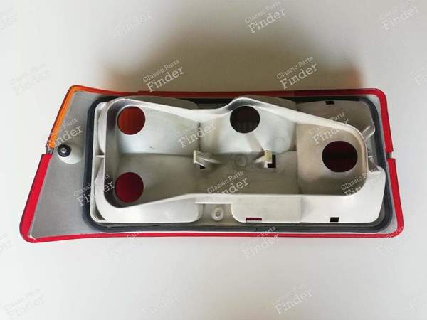 Right-hand rear light with chrome trim - RENAULT 18 (R18) - OEM: 7701022420 / 20780D- 4