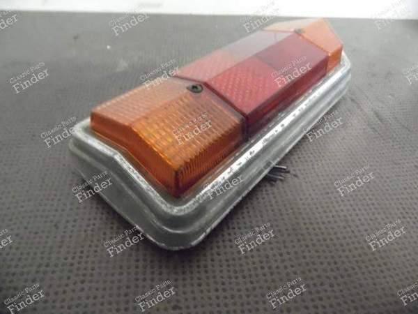 FEU ARRIERE GAUCHE FORD TAUNUS P7A 17M - FORD Taunus 17M / 20M (P5) - 11708425- 8
