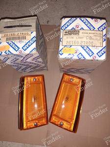 Blinker rechts und links - NISSAN Prairie / Multi / Stanza Wagon (M10)