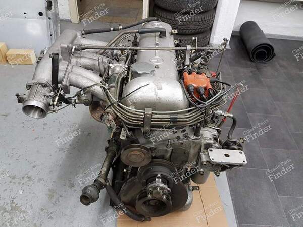 Mercedes Motor M189.988 - MERCEDES BENZ W111 / W112 (Heckflosse) - 1